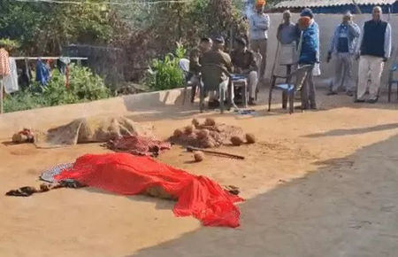 युवक ने महिला-पुरुष के सिर काटकर मार डाला, जादू-टोना के शक में वारदात