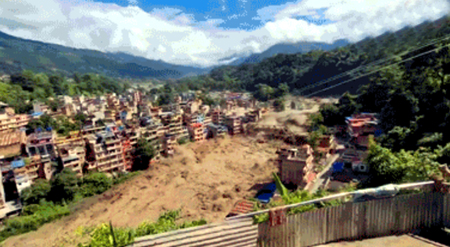 नेपाल में भोटेकोशी नदी में बाढ़ से तबाही, 8 की मौत; 105 भारतीयों समेत 384 यात्री लापता