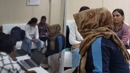 लोकायुक्त ने रिश्वत लेते महिला आरक्षक को किया गिरफ्तार, एसपी ने किया सस्पेंड, टीआई लाइन हाजिर