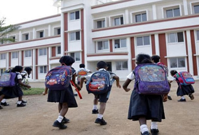 निजी स्कूलों की मनमानी पर लगाम!, स्कूल 15 फरवरी तक पोर्टल पर अपलोड करें फीस और किताबों का ब्यौरा