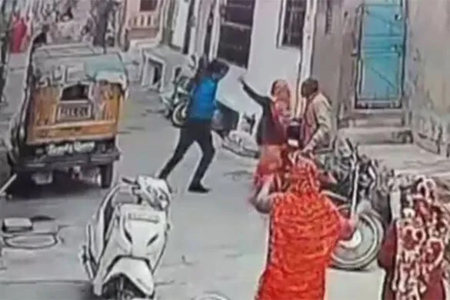 पत्नी को लेने ससुराल पहुंचा दामाद, मना करने पर सास-ससुर और पत्नी को तलवार से काटा